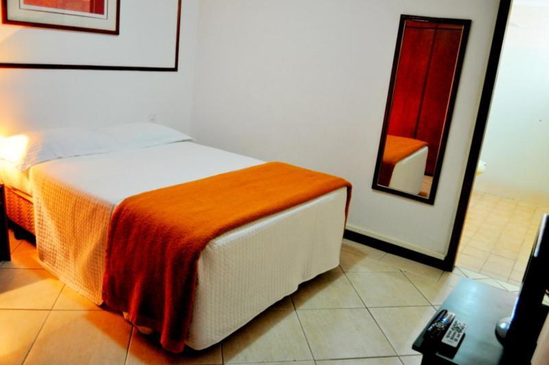 Cezanne Plaza Apart Hotel 3*
